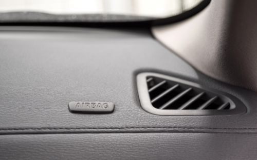 Regeneracja kokpitów desek rozdzielczych, zalety i koszty