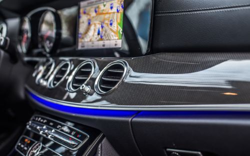 Regeneracja kokpitów samochodowych, jak przywrócić wnętrzu świeżość