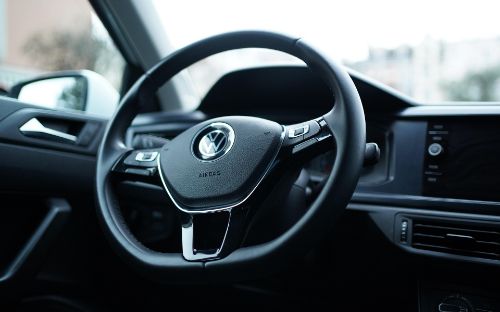Wymiana sensora airbag, kiedy i jak ją przeprowadzić