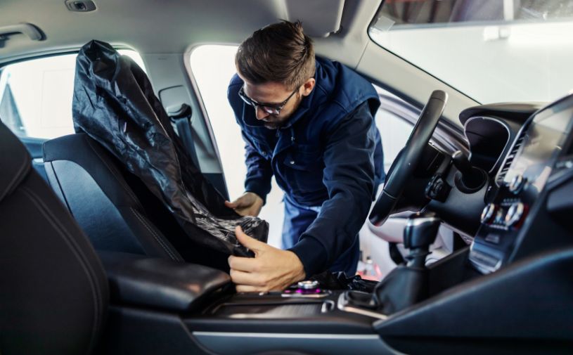 Wymiana sensorów airbag, poradnik krok po kroku Wymiana sensorów airbag, poradnik krok po kroku
