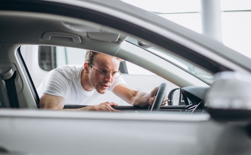 Wymiana deski rozdzielczej koszt, od czego zależy cena